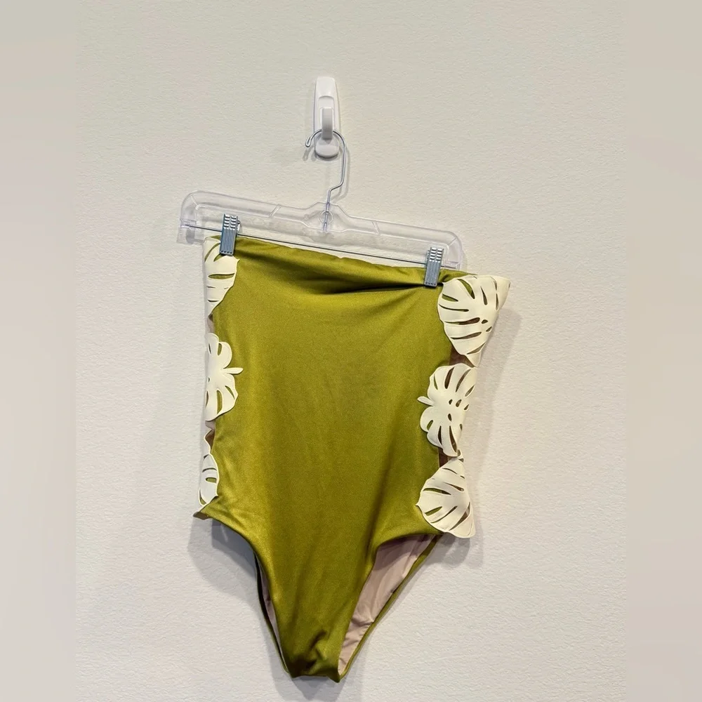 NWOT Bahia Maria Green Strapless Swimsuit with‎ White Accents